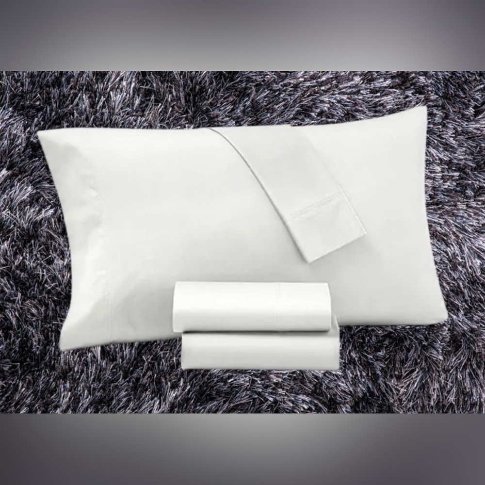 NEW Charter Club Sleep Soft Queen FLAT SHEET, white